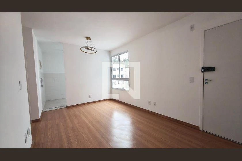 Apartment, 44 m², with wood or laminate floors — photo 3