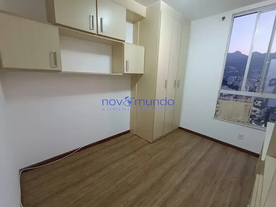 64 m² apartment with 2 bedrooms and 1 parking space — photo 12