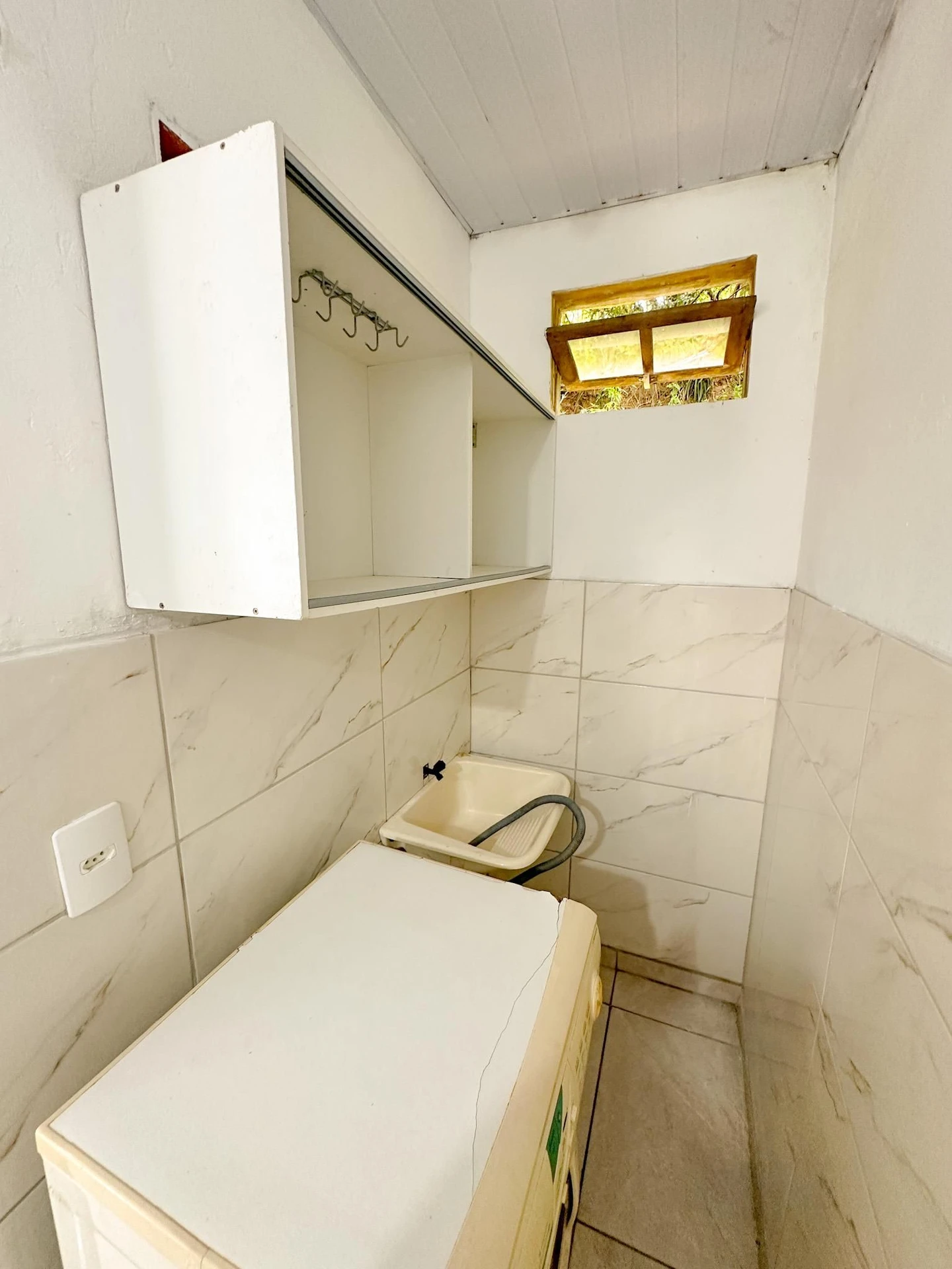 4-bedroom house with a private BBQ in Florianópolis — photo 95