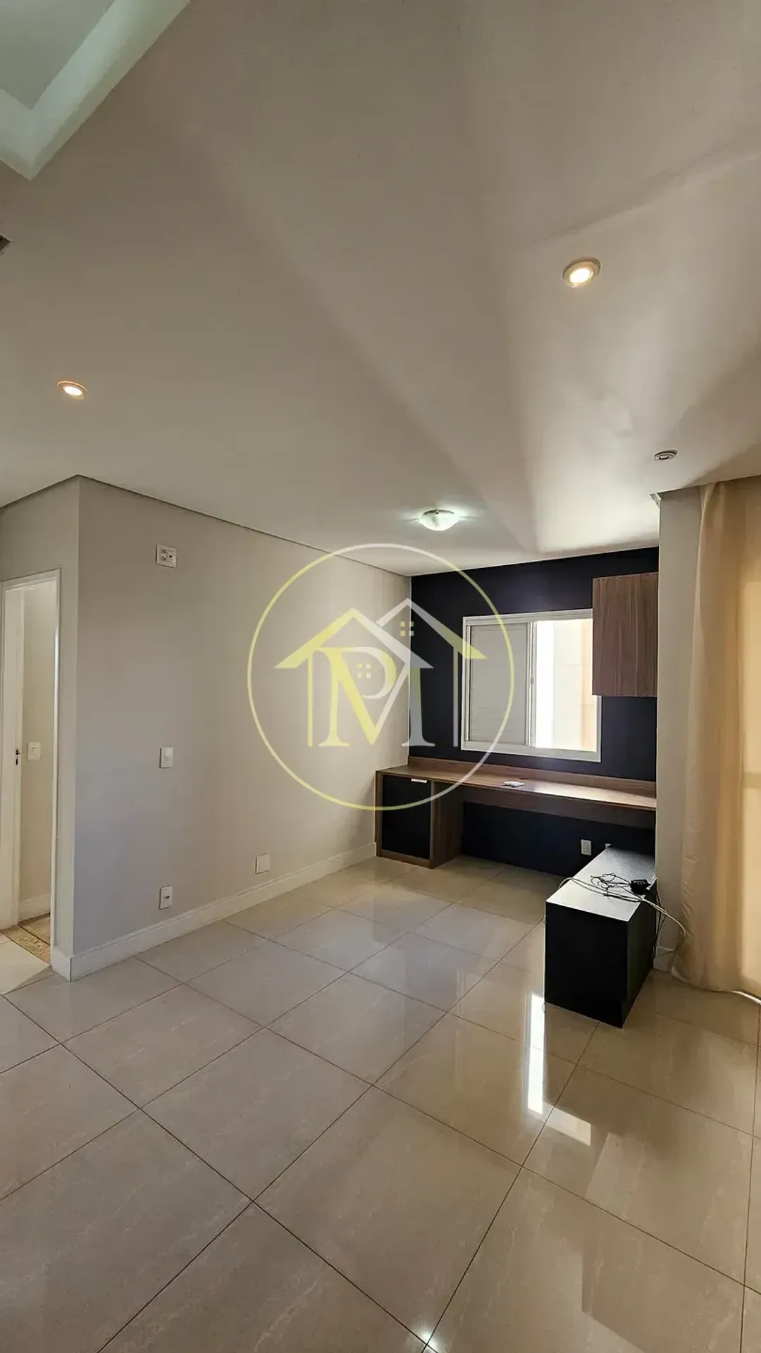 Home office in a 2-bedroom apartment, 78 m² — photo 6