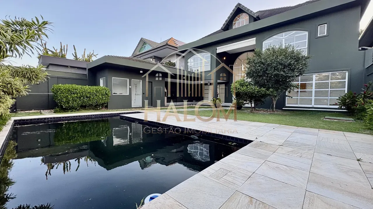 Rental house with 5 bedrooms and 5 bathrooms — photo 17