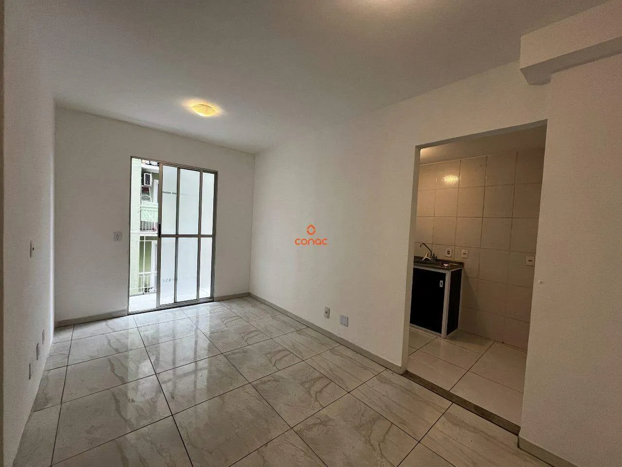 2-bedroom apartment with balcony and 1 parking space