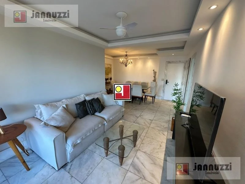 140 m² apartment with a bathtub and a water view — photo 4