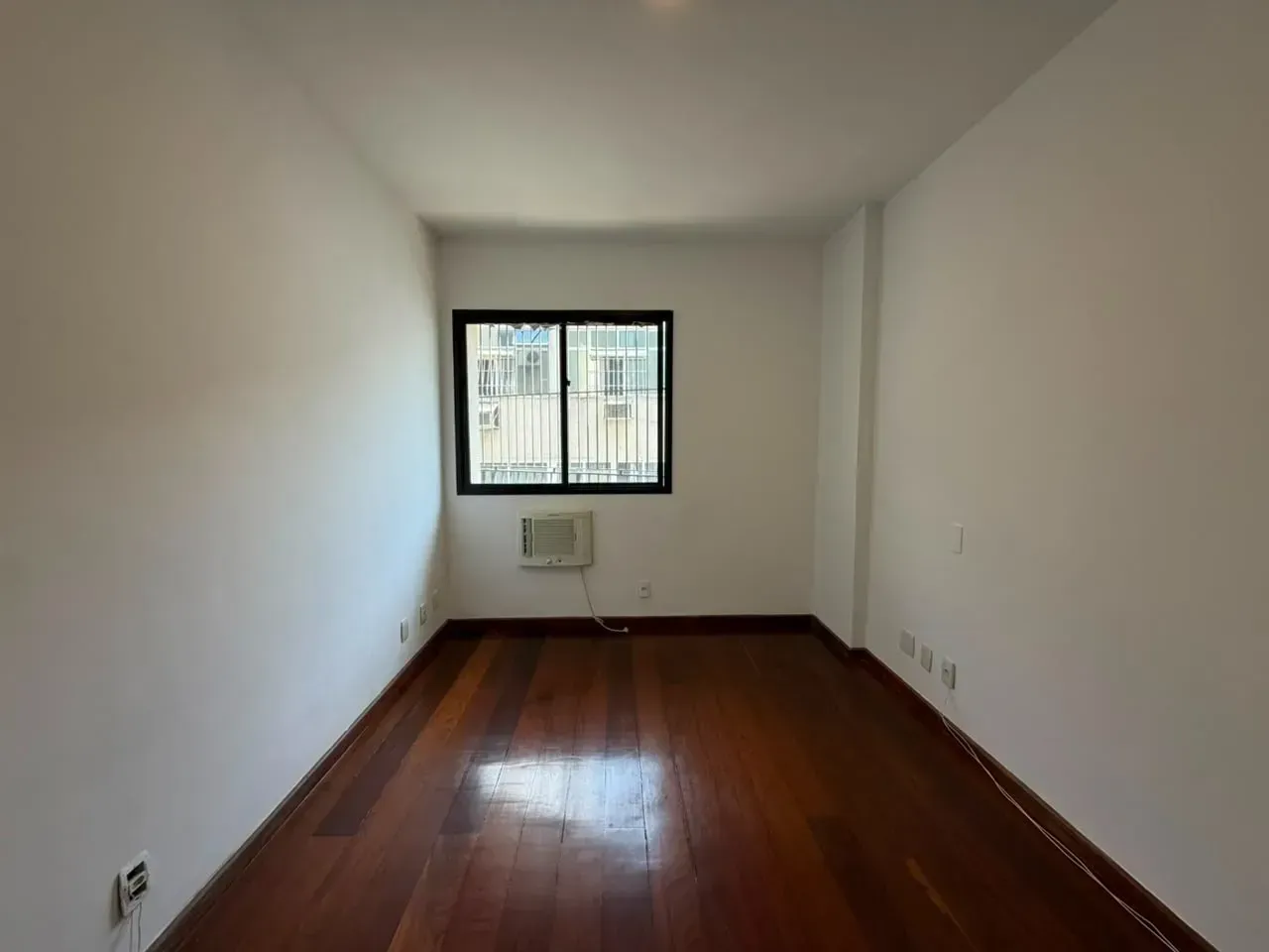 3-bedroom apartment with balcony and 2 parking spaces — photo 8