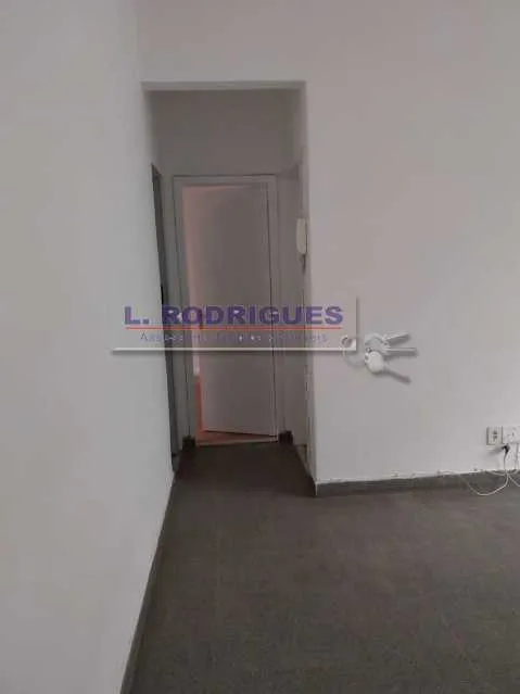 Unfurnished 2-bedroom apartment with 1 parking space — photo 14