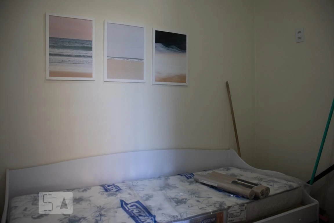 Furnished 2-bedroom apartment with enclosed glass balcony — photo 34
