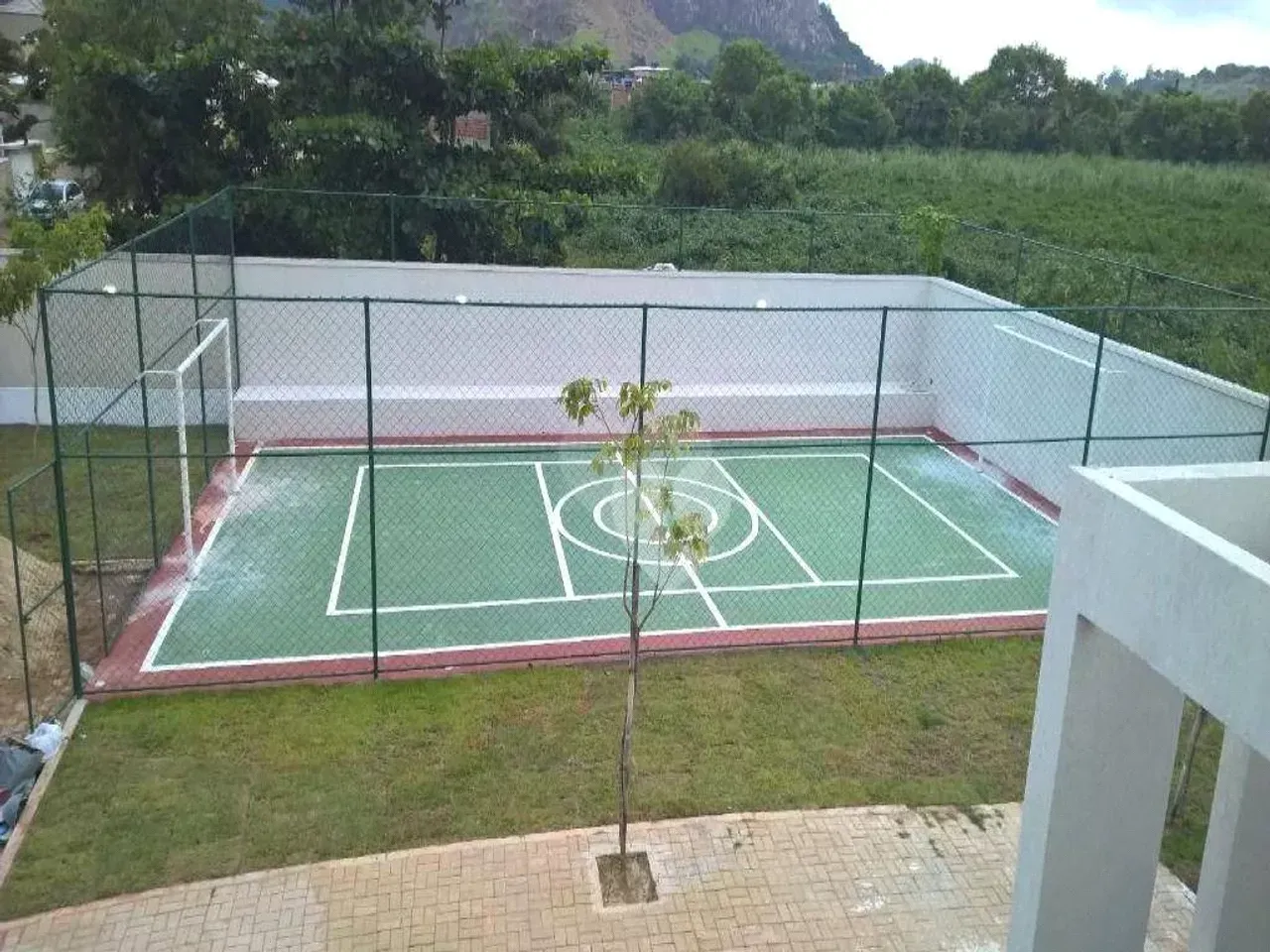 Condo house with 3 en-suite bedrooms and private garden — photo 3