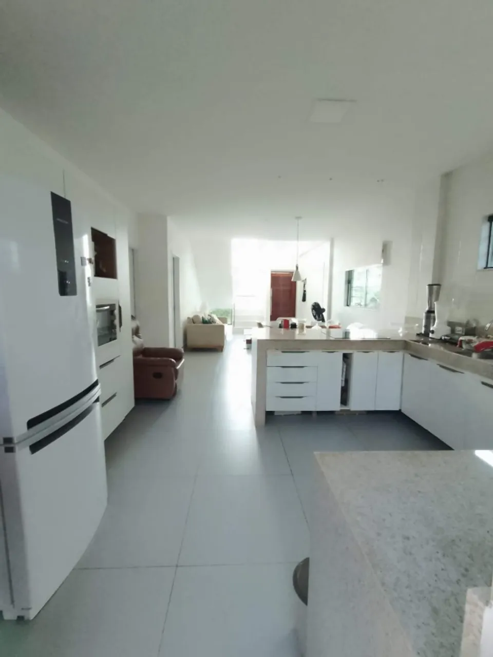 Будинок 280 м² з балконом із грилем та панорамними вікнами — photo 18