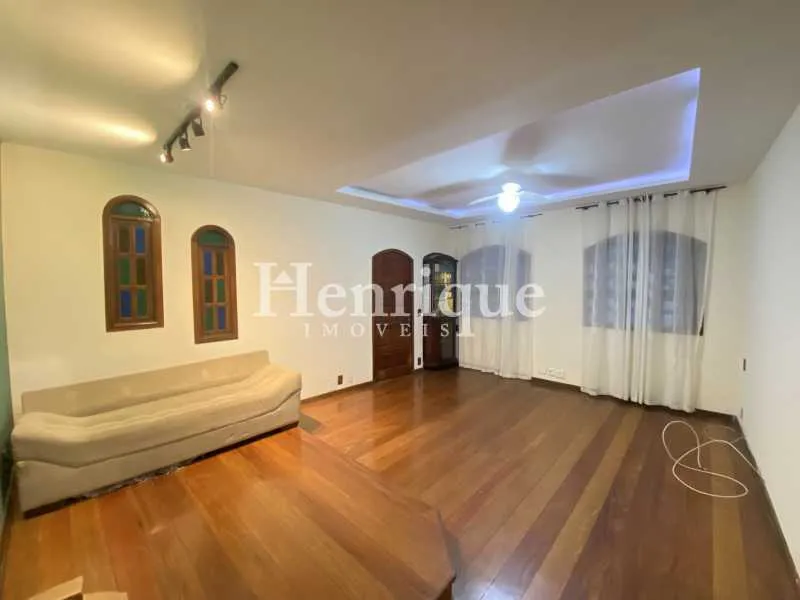 Casa de 4 dormitorios con vestidor — photo 12