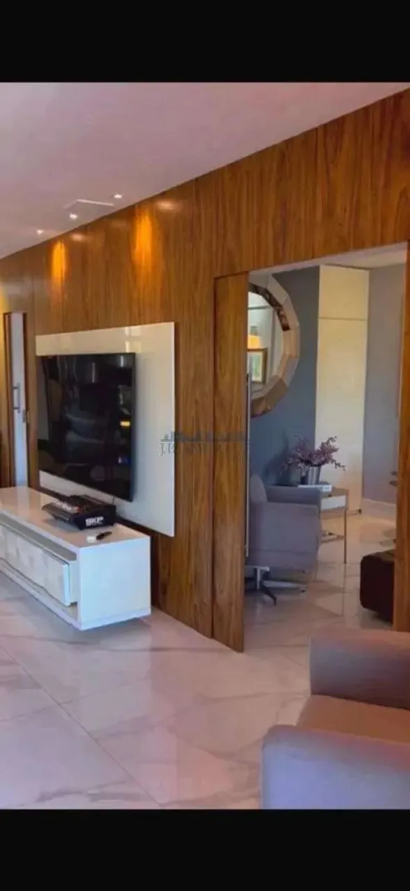 Furnished 250 m² apartment with 3 bedrooms and open kitchen — photo 20