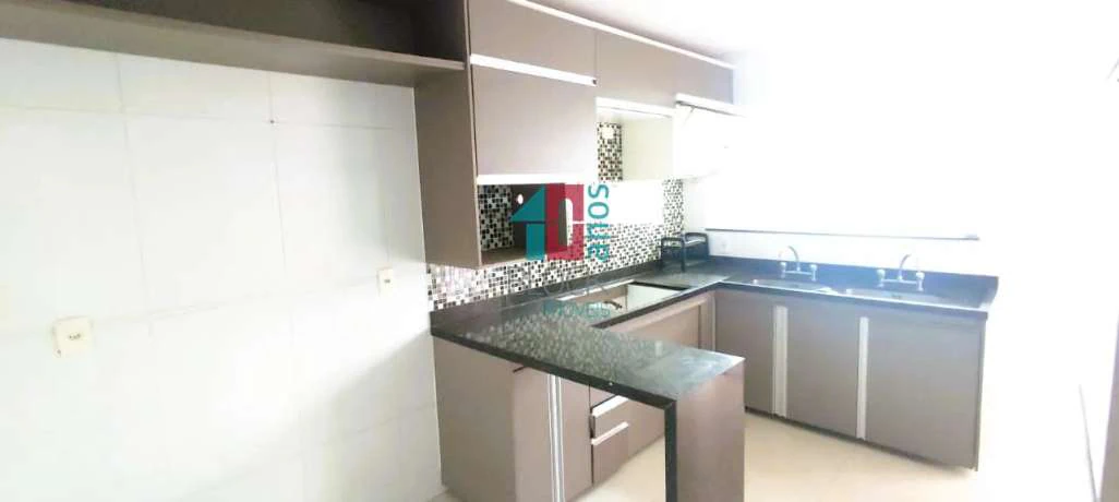 Casa de condomínio com 4 suítes e 300 m² — photo 19