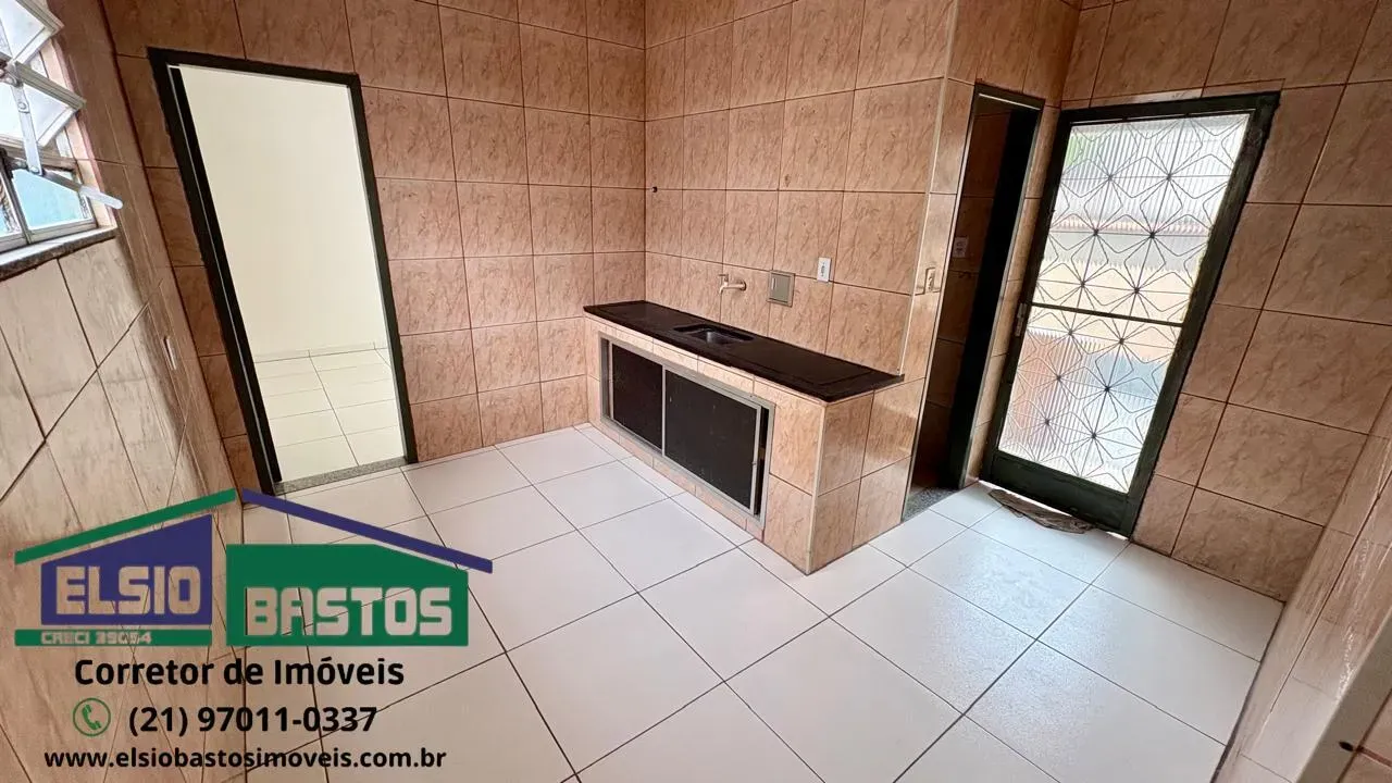 2-bedroom house with a garden — photo 2