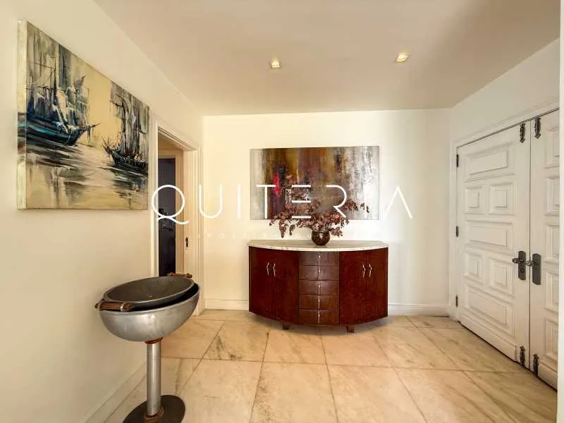 Apartment with 4 bedrooms and 5 bathrooms plus 2 parking spaces — photo 17