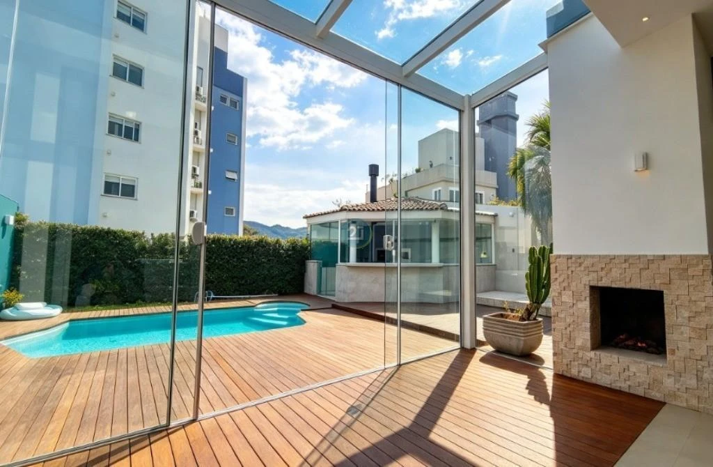 Casa de 4 dormitorios con bañera en Florianópolis — photo 24