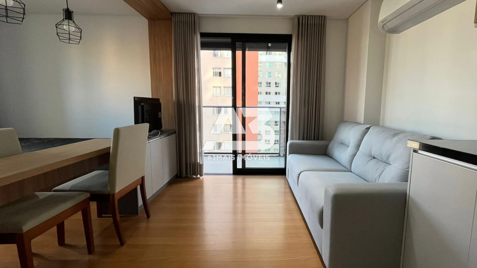 Furnished studio with open-plan kitchen and AC — photo 2