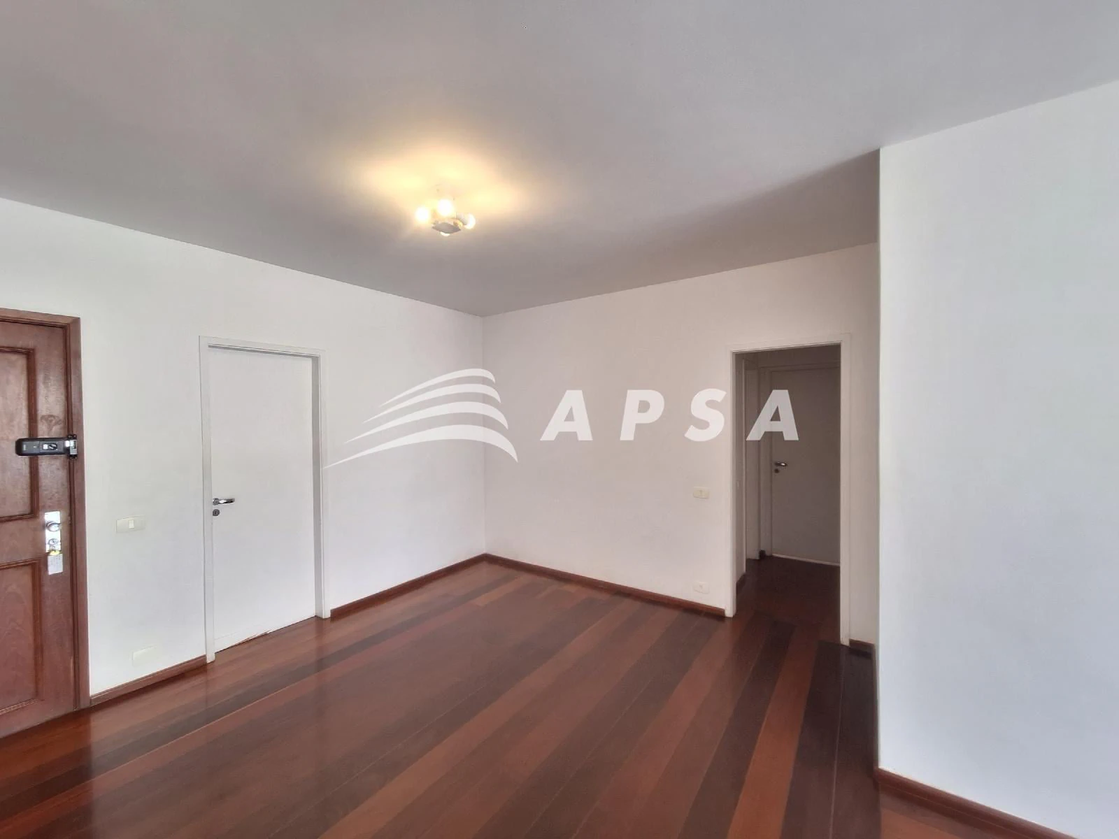 Квартира: 2 спальні, 1 з власною ванною кімнатою, 93 м² — photo 20