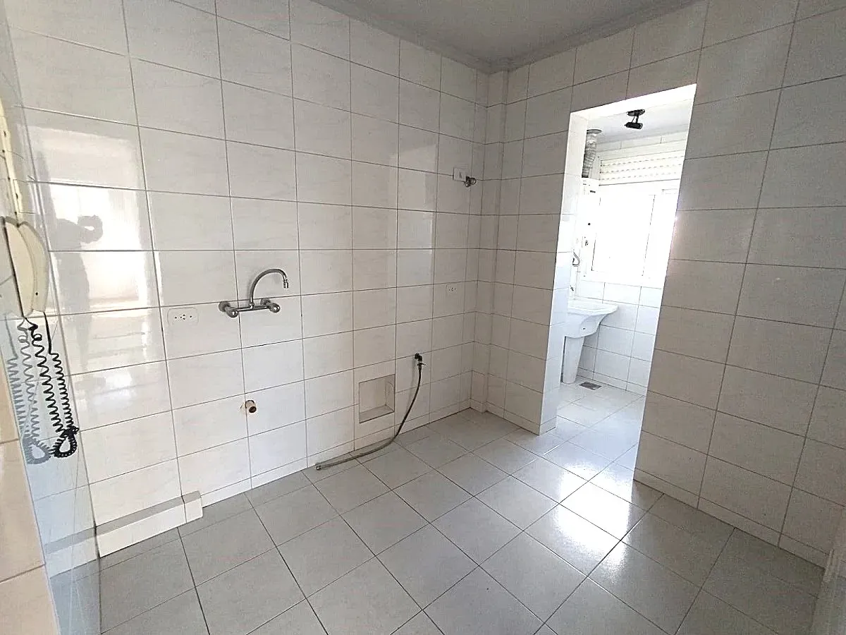 Квартира з 3 спальнями, 1 ванною при спальні та 2 санвузлами — photo 27