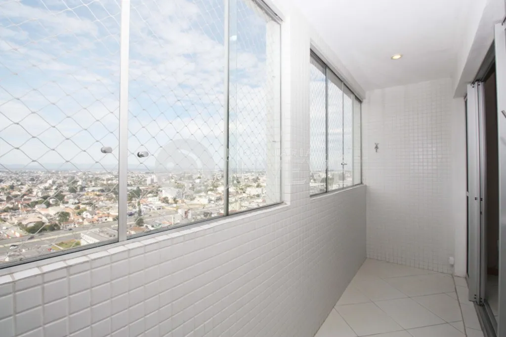 Apartment, 93 m², with a glass-enclosed balcony — photo 8