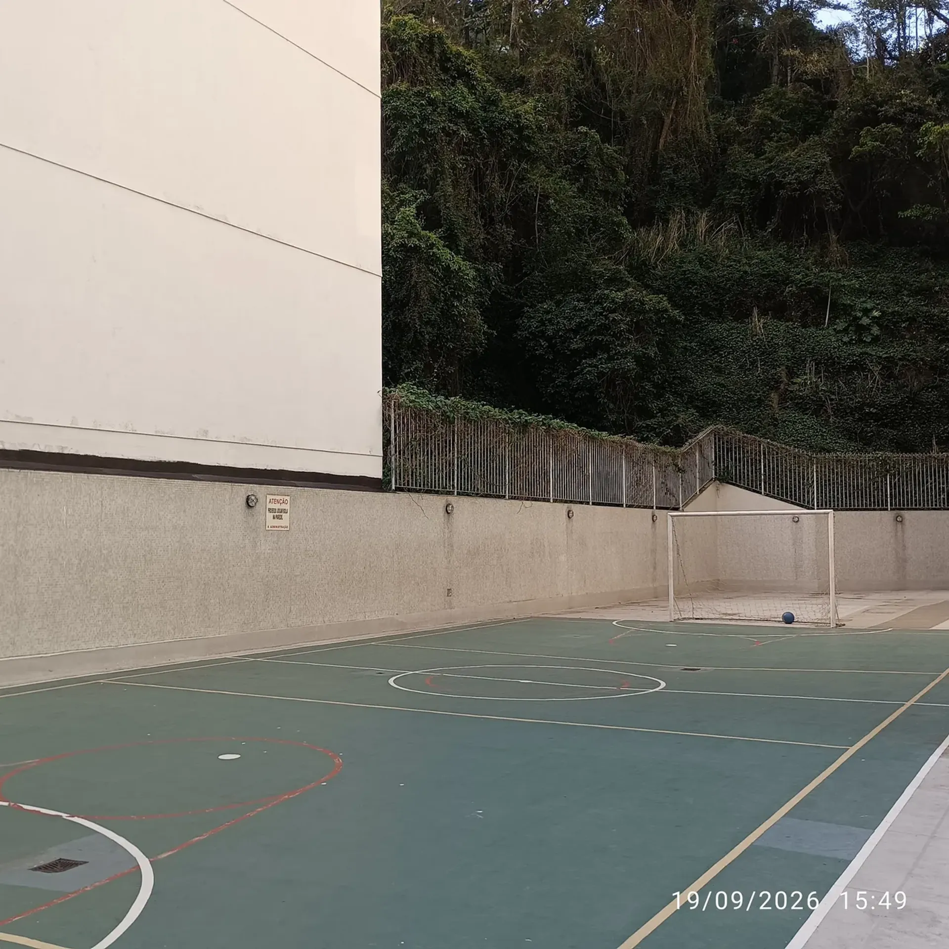 2-bedroom apartment in a building with a pool — photo 28