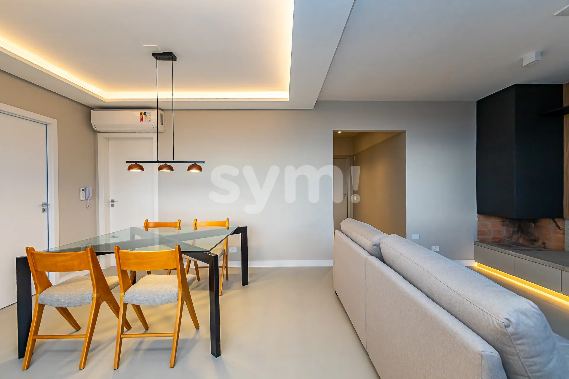 2-bedroom apartment with fitted kitchen and 2 parking spots — photo 3