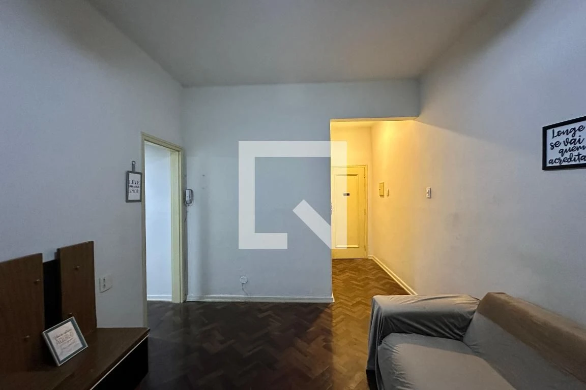 Furnished 1-bedroom apartment with a gas stove — photo 20