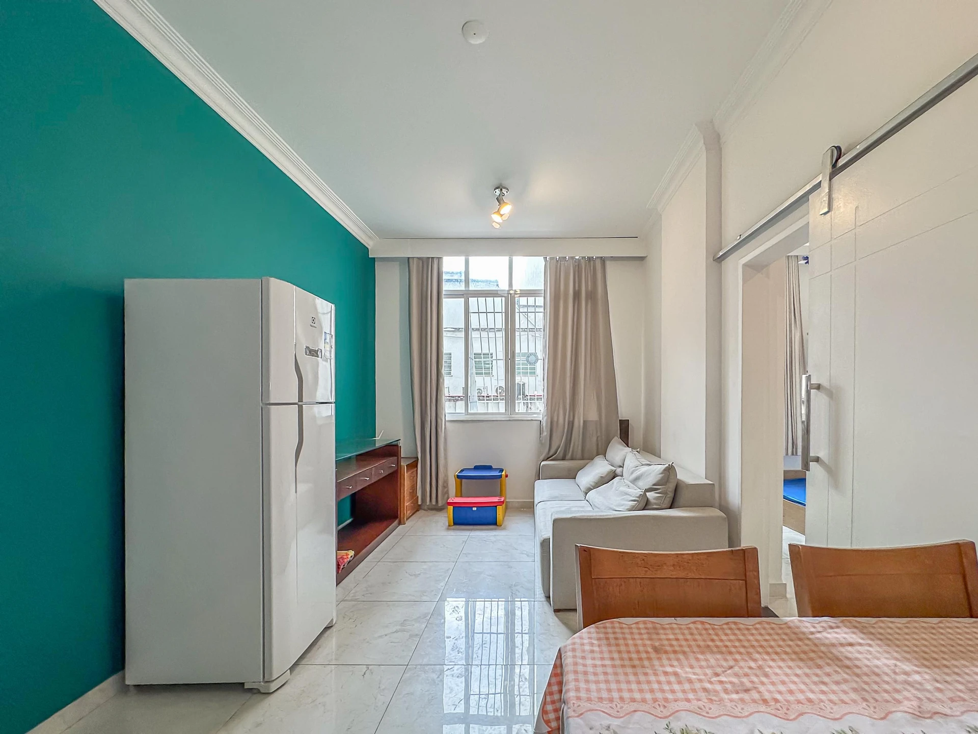 Apartamento de 1 dormitorio con cocina abierta al salón — photo 5