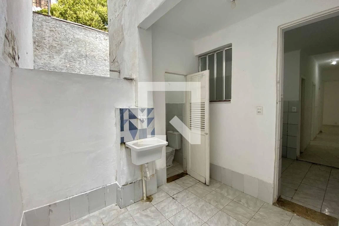 Rental apartment with 3 bedrooms and a private garden — photo 29