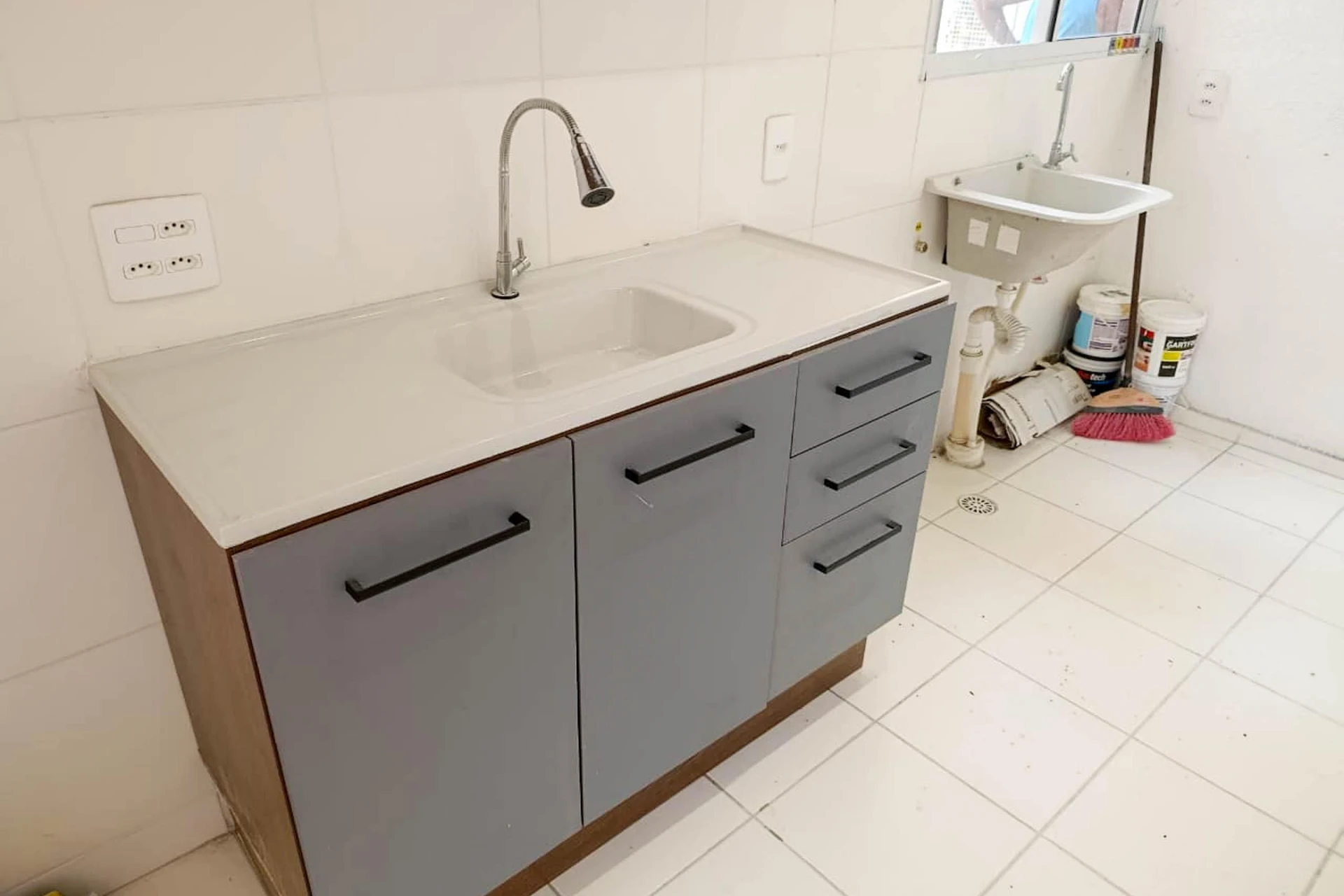 Незмебльована квартира з 2 спальнями, 1 ванною і кухнею окремо — photo 4