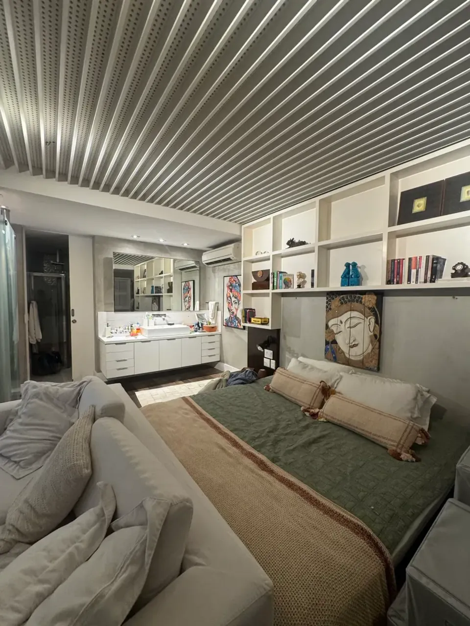 3-bedroom apartment with a home office — photo 3
