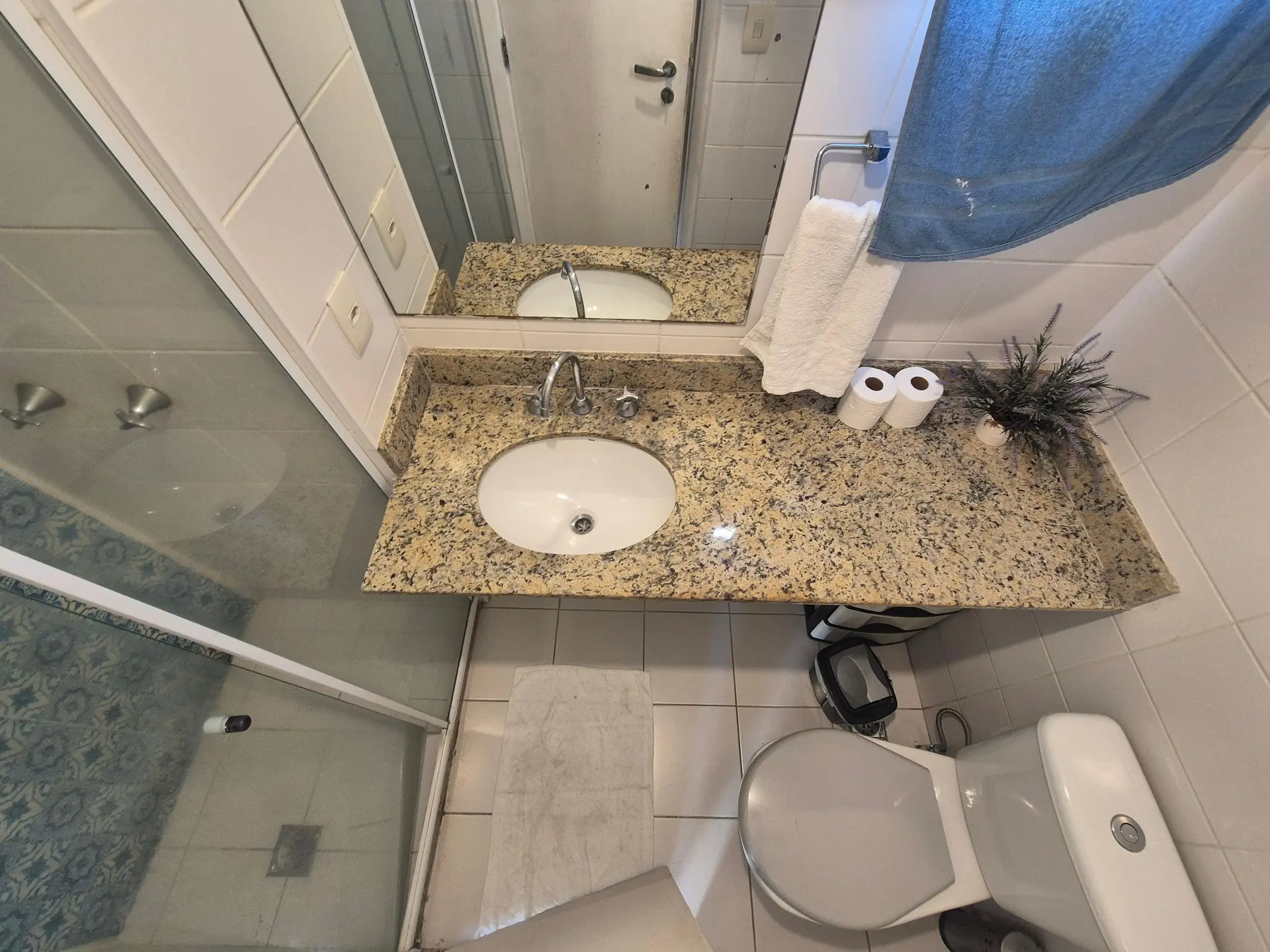 Apartamento mobiliado com 2 quartos e lavanderia com máquina — photo 21
