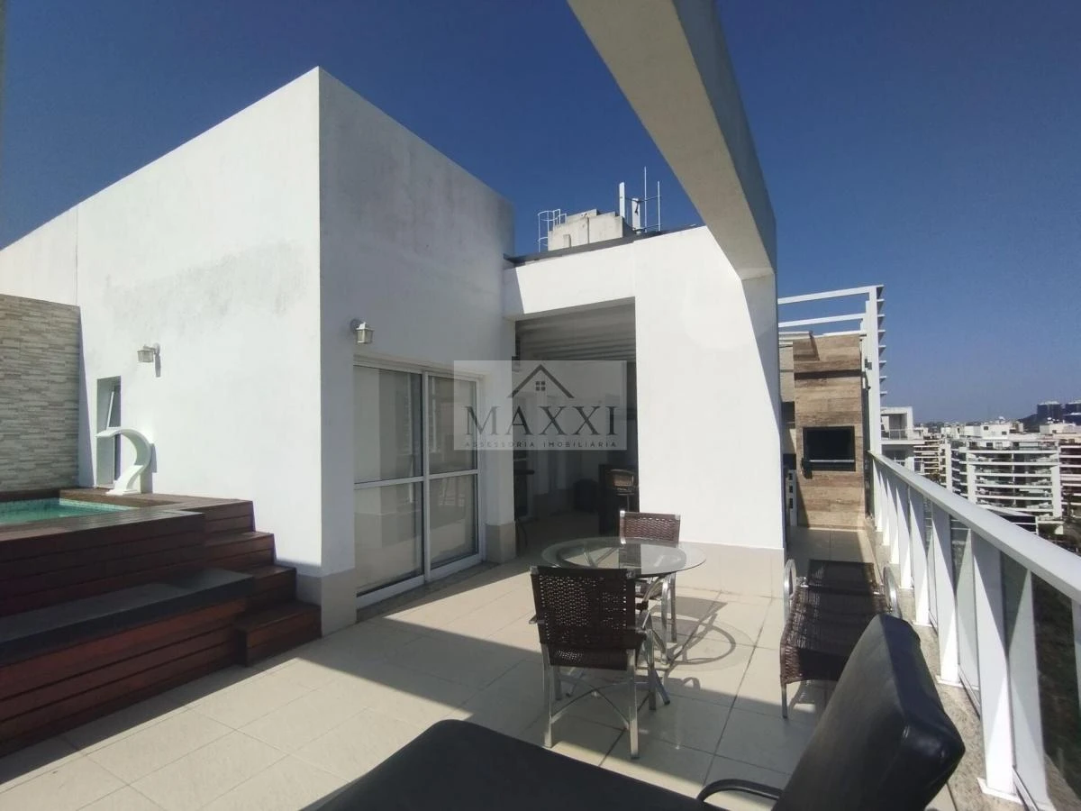 Furnished 184 m² apartment with 4 en-suite bedrooms — photo 9