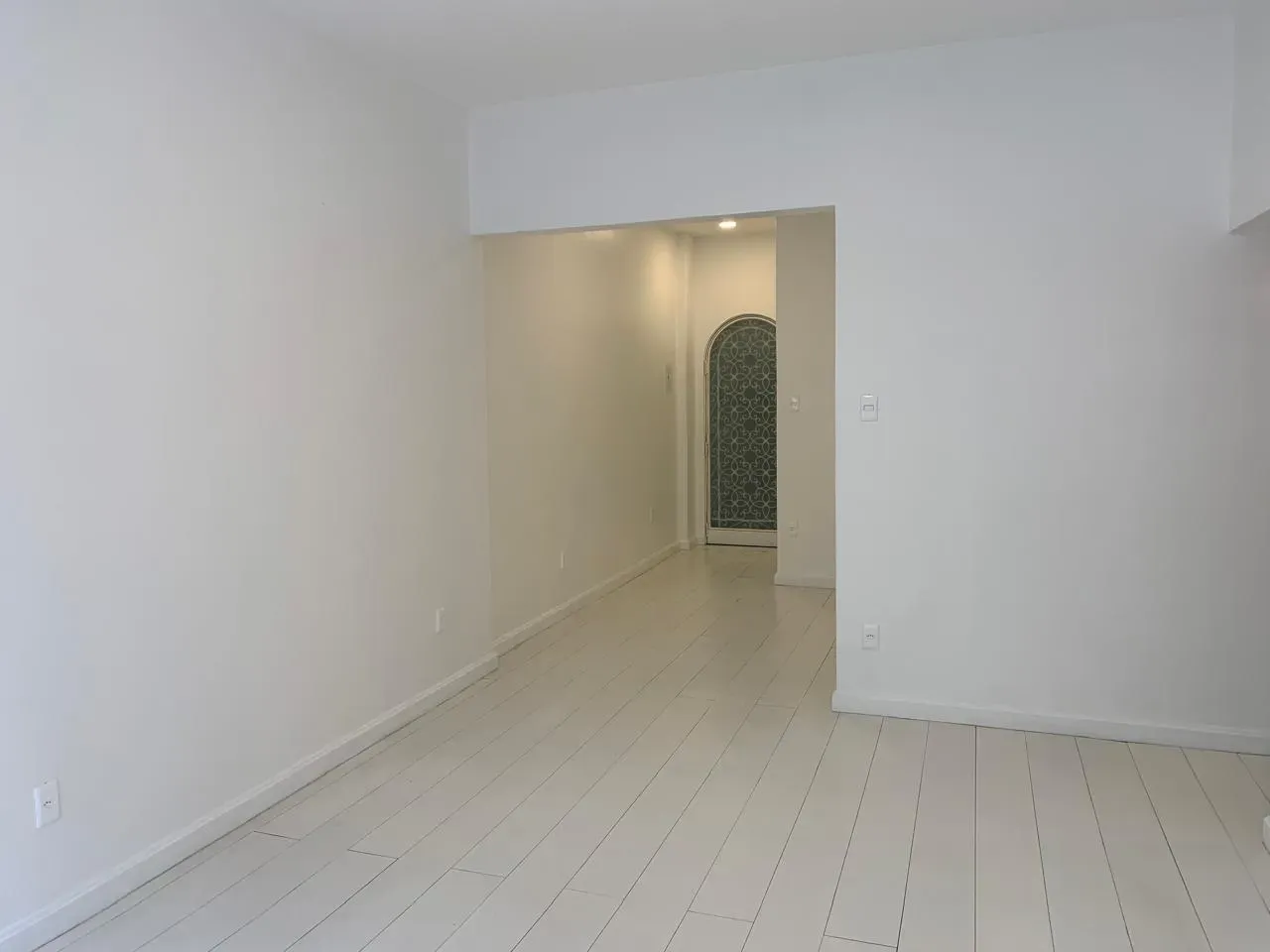 105 m² rental apartment with 3 bedrooms and separate kitchen — photo 11