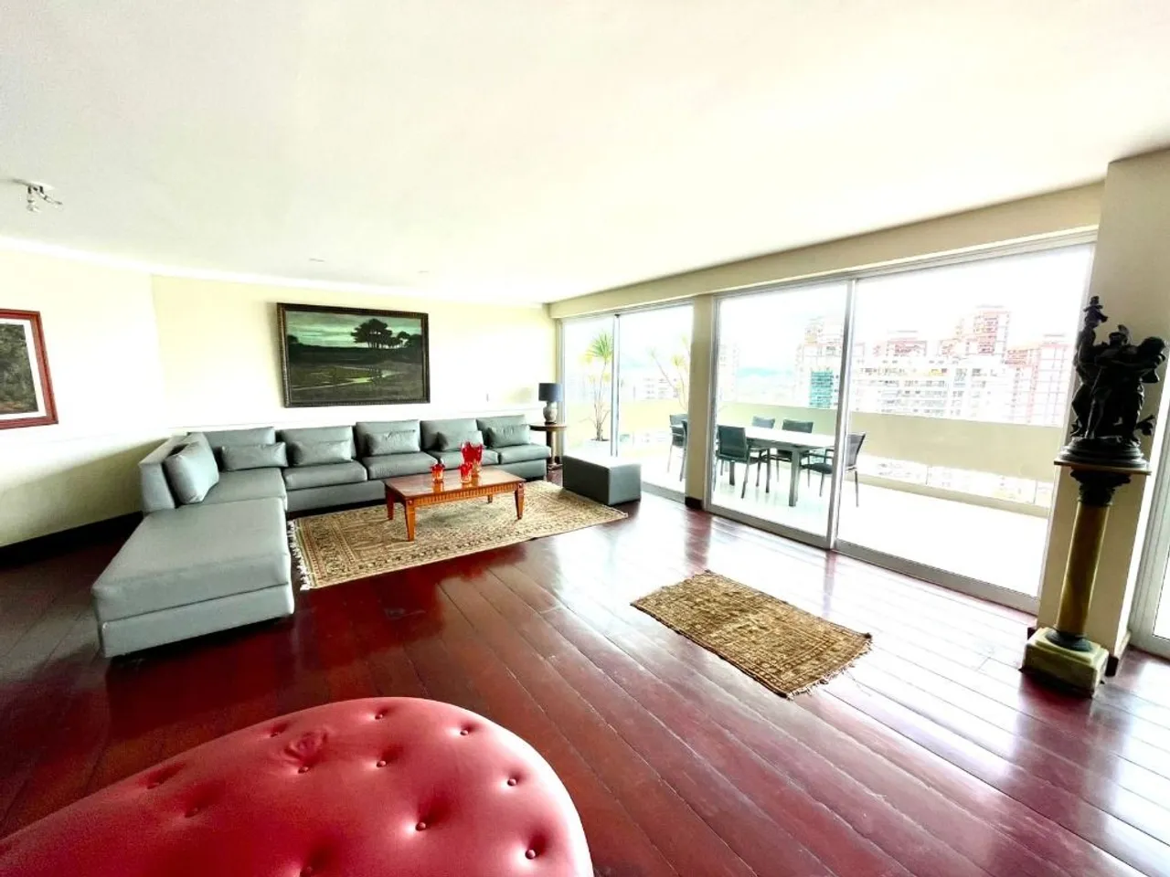 Furnished penthouse with 5 bedrooms and 1147 m² — photo 8