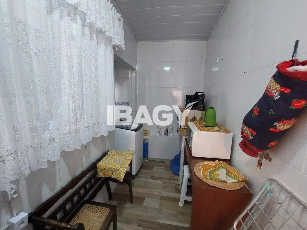 1-bedroom house with 1 bath and ceramic tile floor — photo 9