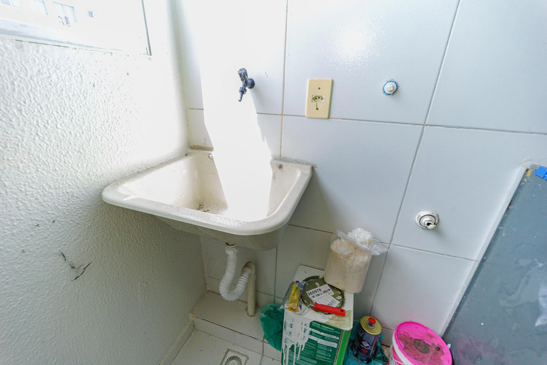 Apartamento de 2 quartos em condomínio com piscina — photo 3