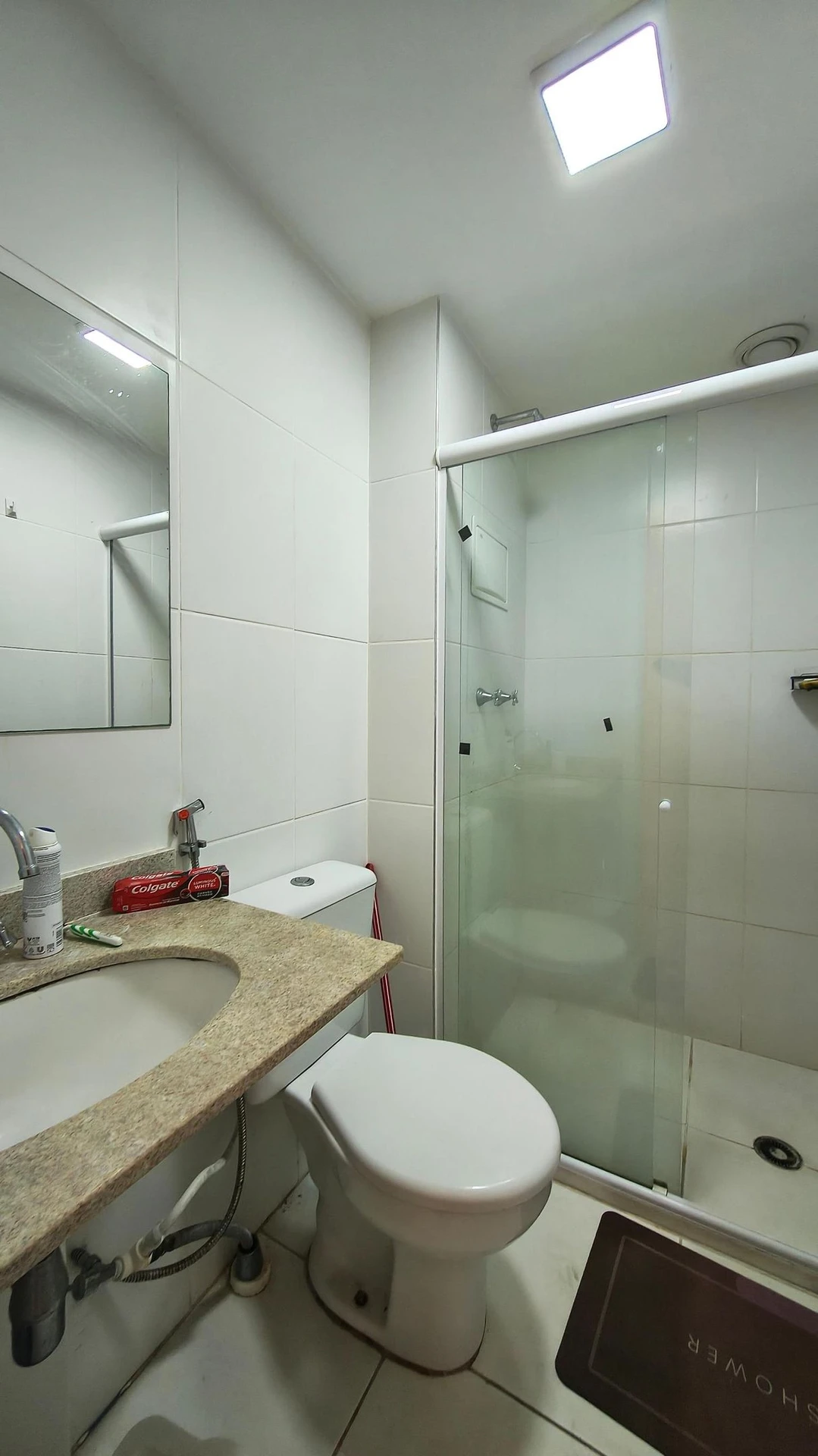 Rental apartment with 2 bedrooms and a balcony — photo 16
