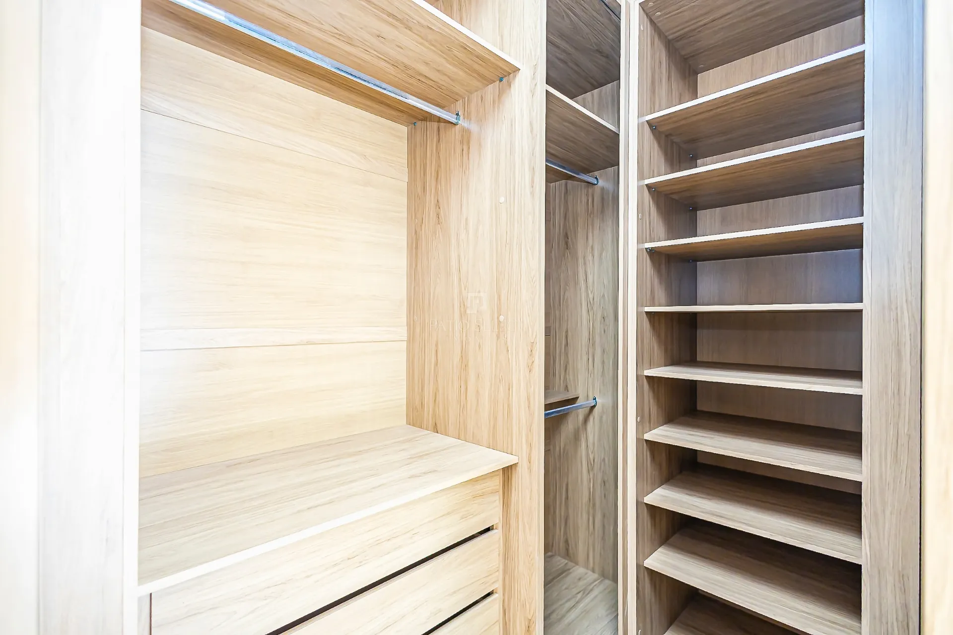 Casa de 181 m² com varanda gourmet e closet — photo 54