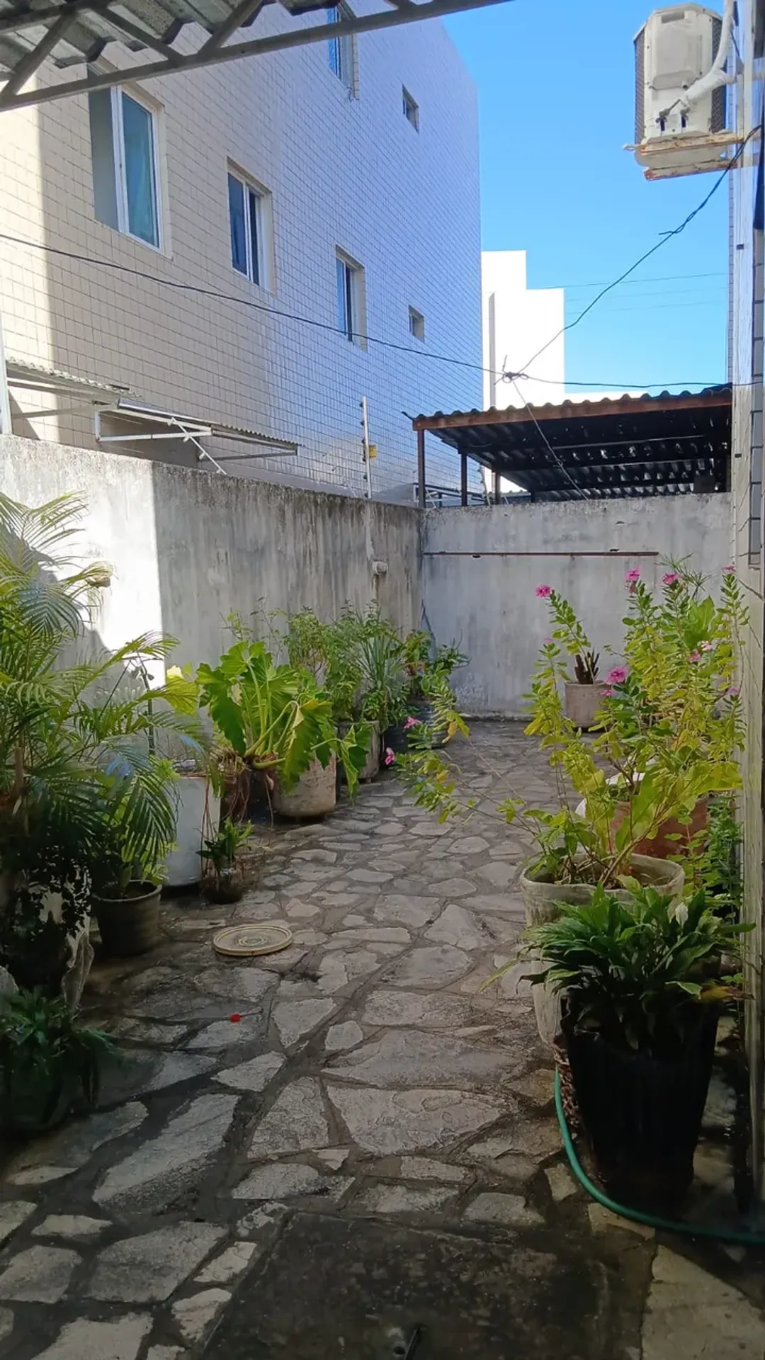 2-bedroom apartment, 1 with its own bathroom, 120 m² — photo 18