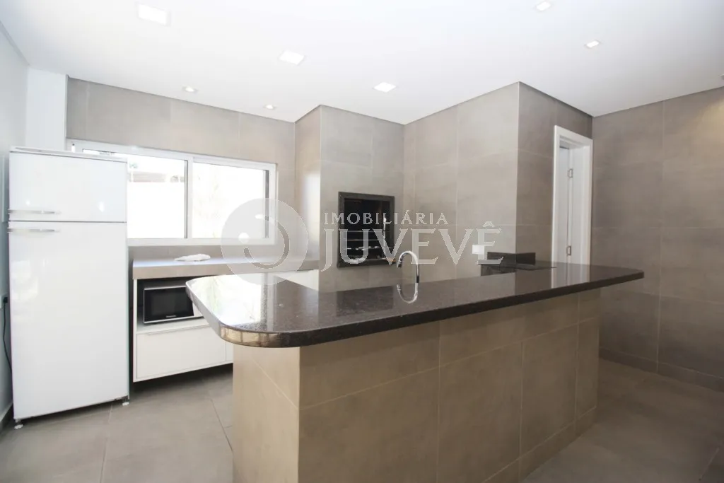 Apartment, 93 m², with a glass-enclosed balcony — photo 46