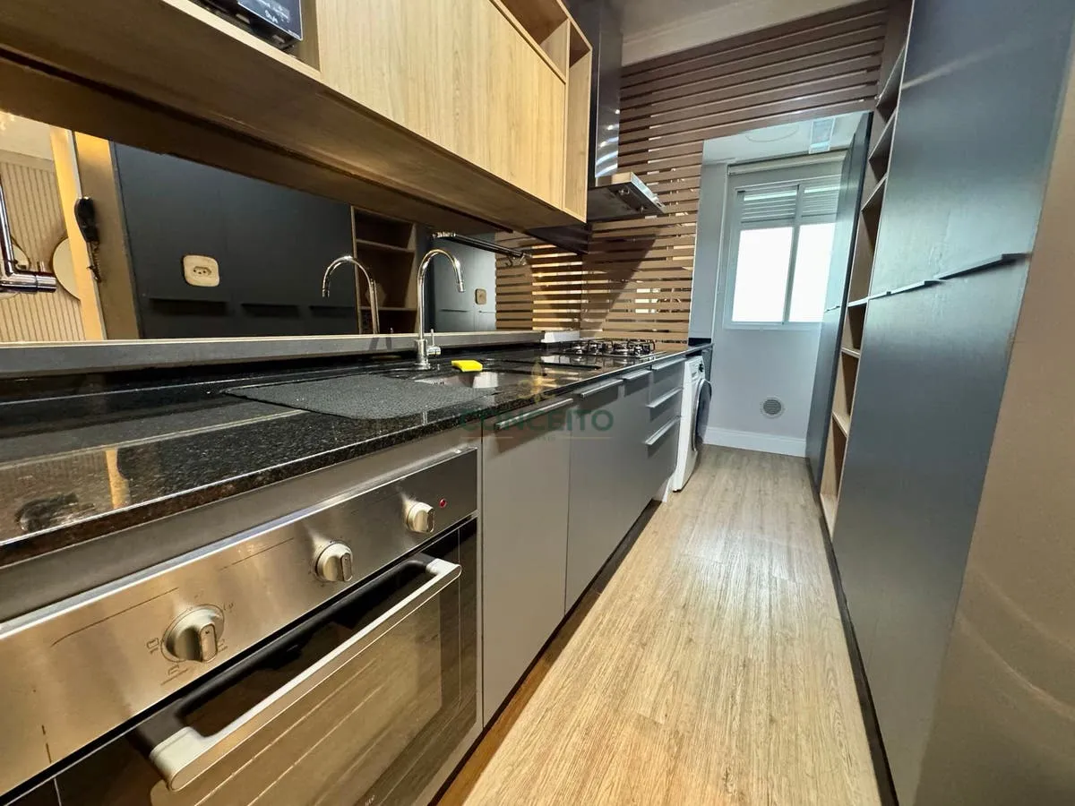 Glass-enclosed balcony in a 2-bedroom apartment, 74 m² — photo 26