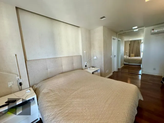 Furnished penthouse apartment with 5 bedrooms and 5 baths — photo 19