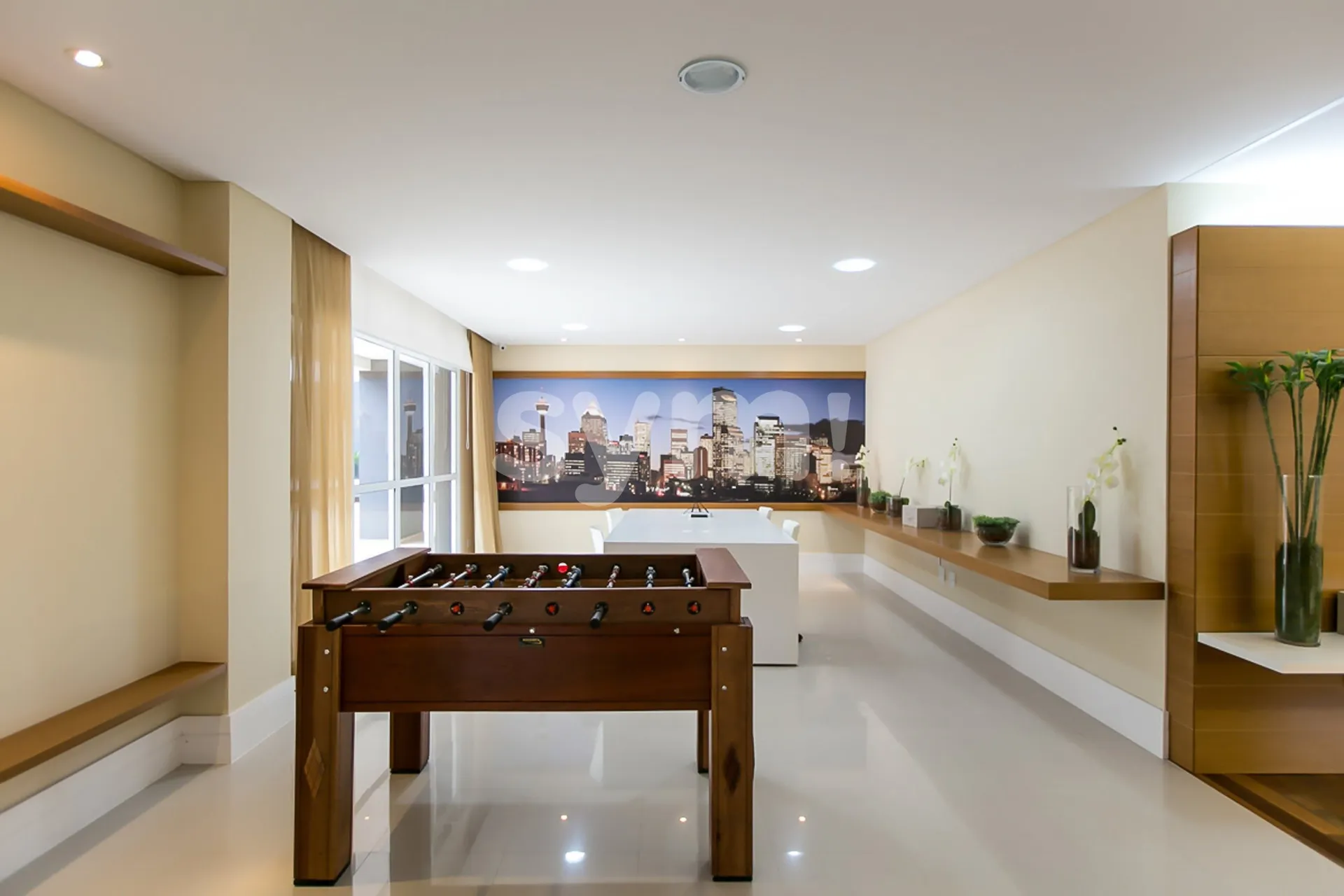256 m² apartment with 3 en-suite bedrooms and enclosed balcony — photo 30