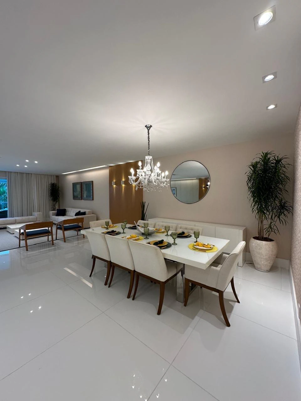Apartamento mobiliado reformado com 4 suítes e 392 m² — photo 10