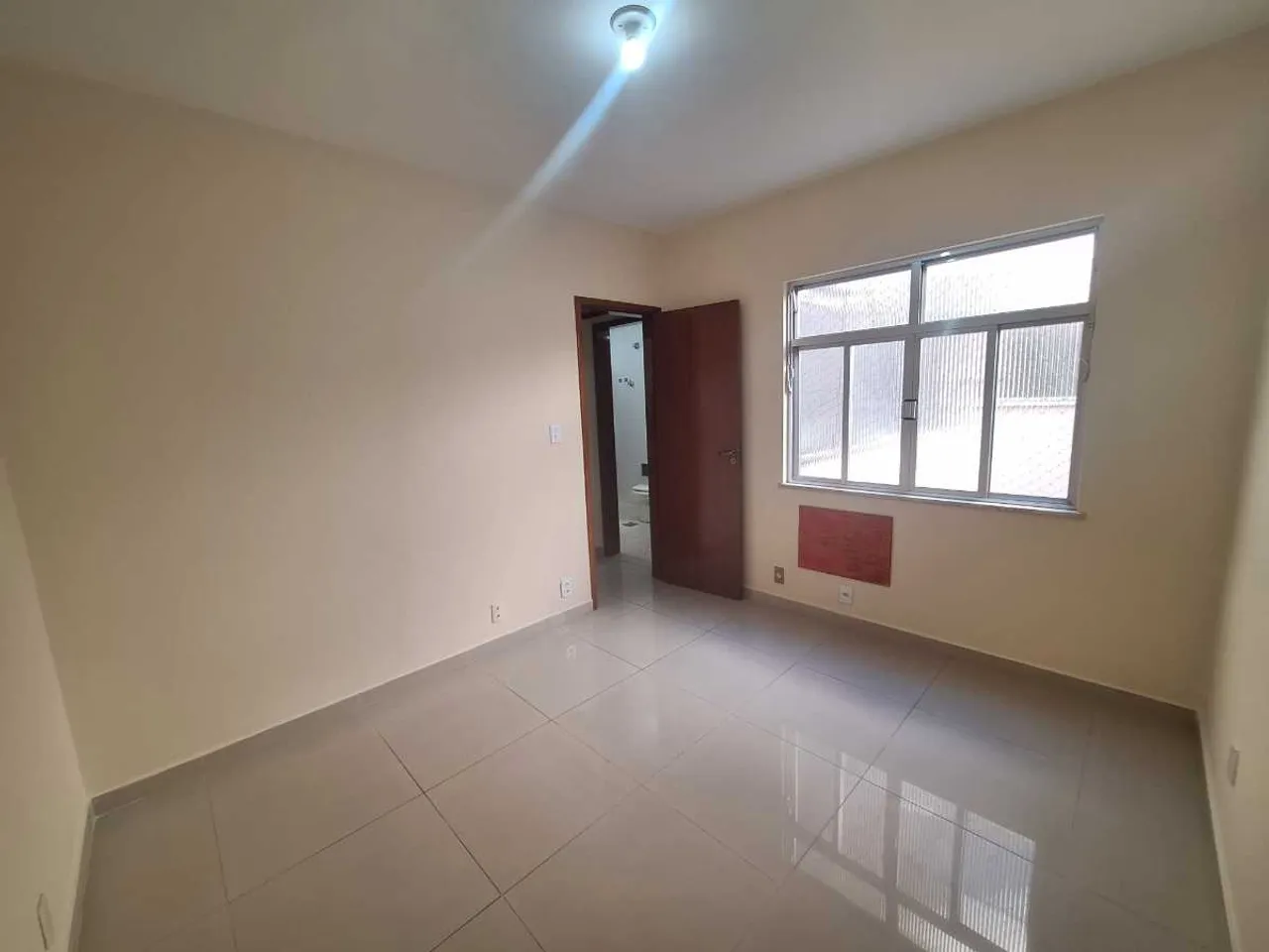 2-bedroom apartment with 2 bathrooms and 1 parking spot — photo 2