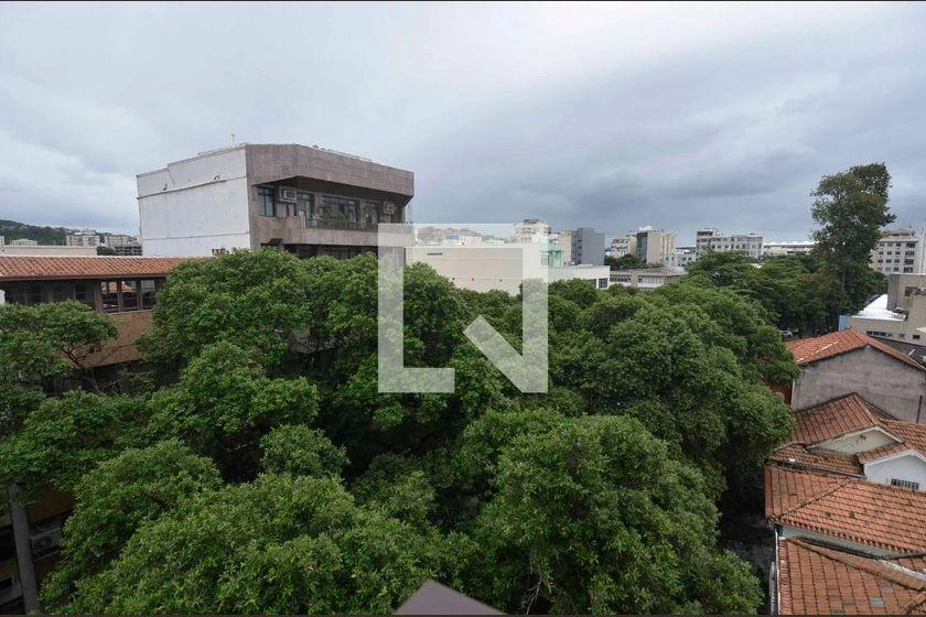 Mountain view in a 3-bedroom apartment, 98 m² — photo 37