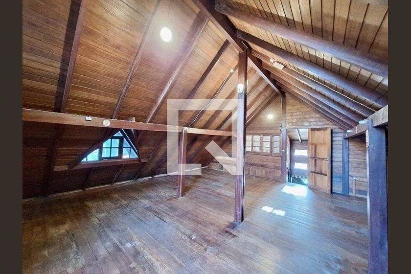 Casa não mobiliada com 4 quartos, 2 suítes e 3 vagas — photo 20