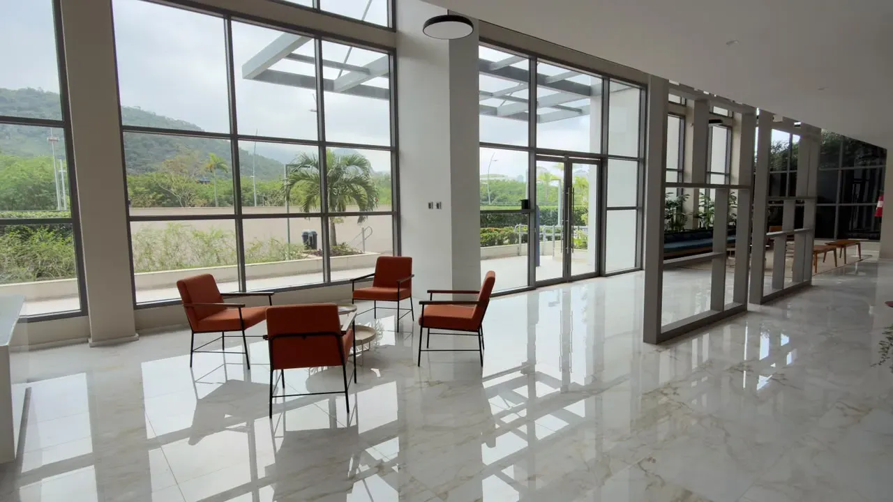 2-bedroom apartment with a mountain view in Rio de Janeiro — photo 28