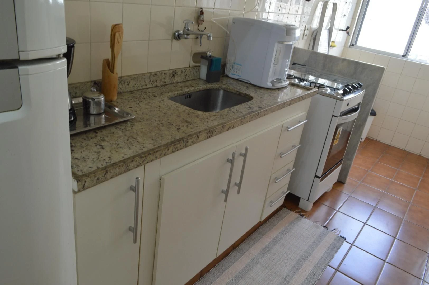 Apartamento amueblado de 2 dormitorios con balcón — photo 29