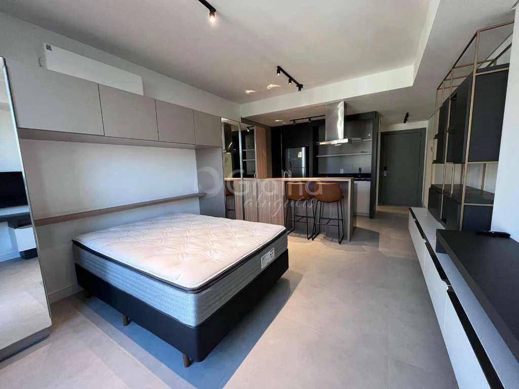 Меблированное студио 64 м² с 1 спальней — photo 2