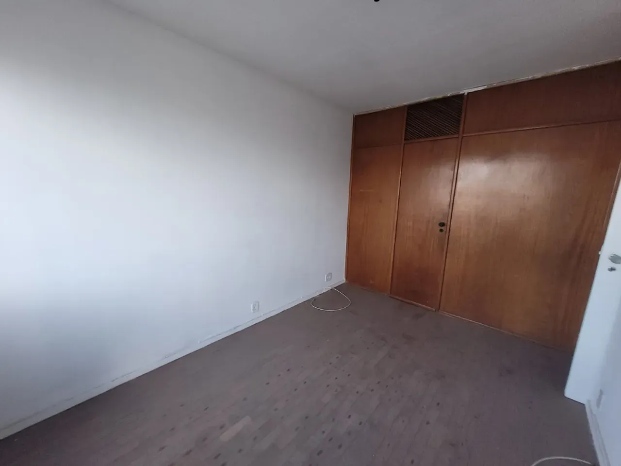 Apartamento duplex com 3 quartos e vista da cidade — photo 22